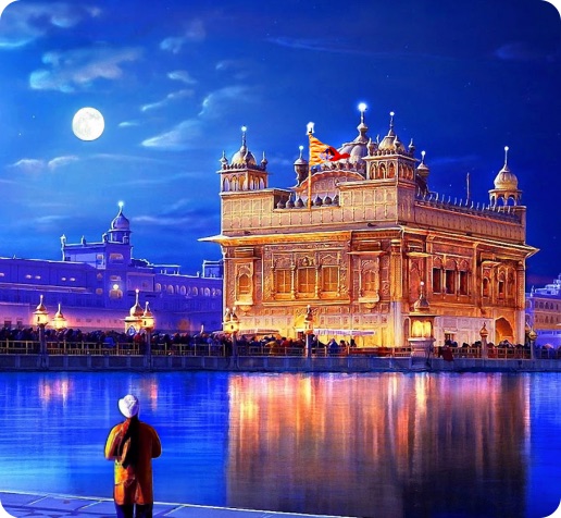 Sri Harmandir Sahib (Golden Temple) illuminated at night